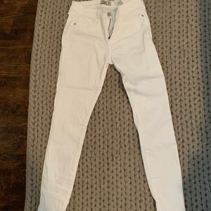Abercrombie & Fitch White Skinny Jeans
